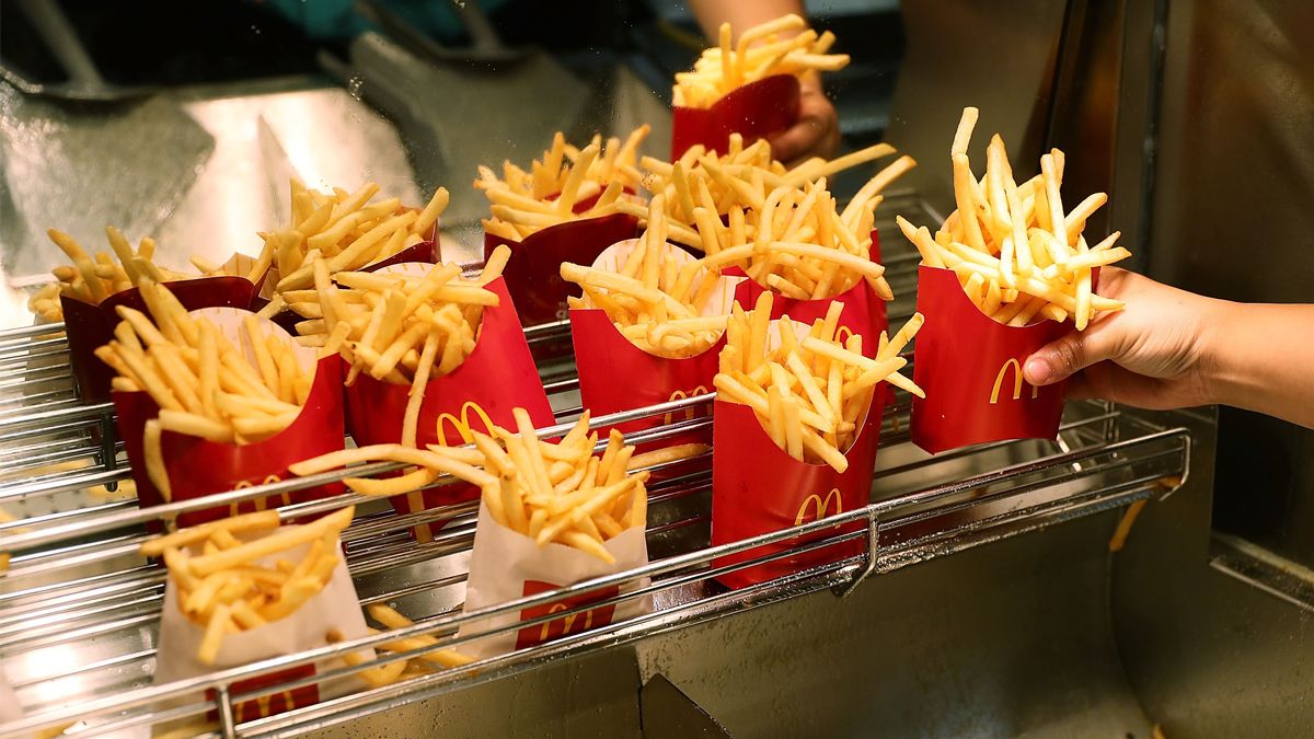 McDonald's crew member Samantha Medina prepares french fries as the McDonald's restaurant stock price reached record territory on April 25, 2017 in Miami, Florida. (Photo by Joe Raedle/Getty Images) (Joe Raedle/Getty Images)